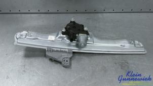 Używane Mechanizm szyby prawej tylnej wersja 4-drzwiowa Kia Sportage Cena € 95,00 Procedura marży oferowane przez Klein Gunnewiek Autodemontage & Motorentechniek