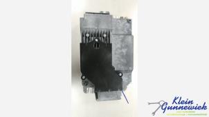 Używane Modul radiowy BMW 3-Serie Cena € 175,00 Procedura marży oferowane przez Klein Gunnewiek Autodemontage & Motorentechniek