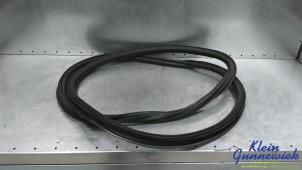 Używane Uszczelka drzwi lewych przednich wersja 4-drzwiowa Skoda Octavia Cena € 20,00 Procedura marży oferowane przez Klein Gunnewiek Autodemontage & Motorentechniek