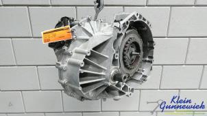 Begagnade Växellåda Volkswagen T-Roc Pris € 1.195,00 Marginaltabell erbjuds av Klein Gunnewiek Autodemontage & Motorentechniek