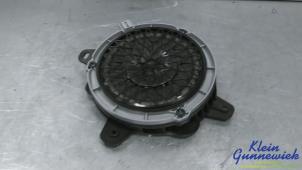 Begagnade Högtalare Opel Corsa Pris € 15,00 Marginaltabell erbjuds av Klein Gunnewiek Autodemontage & Motorentechniek