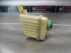 Begagnade Styrservotank Porsche Cayenne II (92A) 3.0 S E-Hybrid 24V Pris på förfrågan erbjuds av Verhoef Cars & Parts