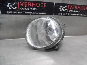 Gebruikte Mistlamp links-voor Kia Soul I (AM) 1.6 CVVT 16V Prijs € 40,00 Margeregeling aangeboden door Verhoef Cars & Parts