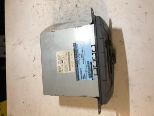 Gebruikte Radio/Cassette Mazda Premacy 1.8 16V Exclusive HP Prijs € 50,00 Margeregeling aangeboden door Verhoef Cars & Parts