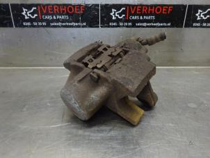 Używane Zacisk hamulcowy lewy tyl Lexus GS (..S16) 300 3.0 24V VVT-i Cena € 40,00 Procedura marży oferowane przez Verhoef Cars & Parts