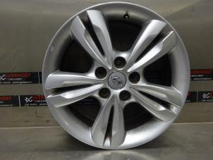 Begagnade Hjul Hyundai iX35 (LM) 2.0 16V Pris på förfrågan erbjuds av Verhoef Cars & Parts