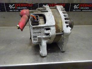 Gebruikte Dynamo Nissan Qashqai (J10) 1.6 16V Prijs op aanvraag aangeboden door Verhoef Cars & Parts