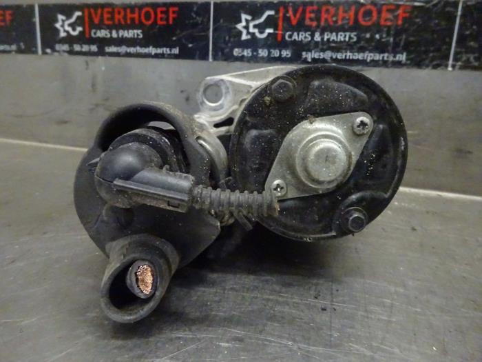 Startmotor från en Volkswagen Golf VI (5K1) 1.4 TSI 122 16V 2009