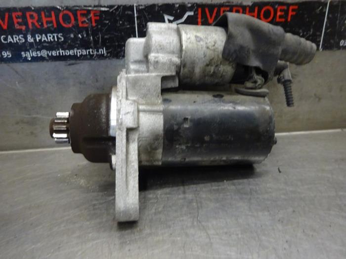 Startmotor från en Volkswagen Golf VI (5K1) 1.4 TSI 122 16V 2009
