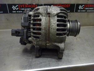 Gebruikte Dynamo Volkswagen Transporter/Caravelle T5 1.9 TDi Prijs € 60,50 Inclusief btw aangeboden door Verhoef Cars & Parts