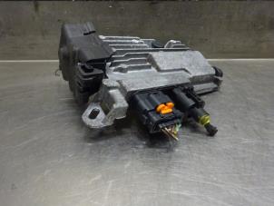 Gebruikte Start/Stop computer Peugeot Expert (V1/VA/VB/VE/VF/VT/VY) 1.6 Blue HDi 115 Prijs € 60,50 Inclusief btw aangeboden door Verhoef Cars & Parts