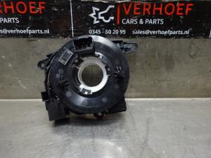 Używane Pierscien poduszki powietrznej Skoda Rapid 1.0 TSI 12V Cena € 20,00 Procedura marży oferowane przez Verhoef Cars & Parts