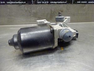 Używane Silnik wycieraczek przednich Kia Niro I (DE) E-Niro 64 kWh Cena € 70,00 Procedura marży oferowane przez Verhoef Cars & Parts