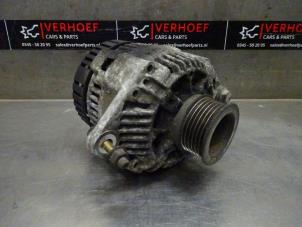 Gebruikte Alternator Renault Master II (JD) 2.5 D T28 Prijs op aanvraag aangeboden door Verhoef Cars & Parts