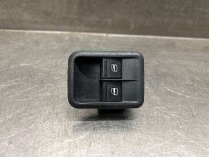 Używane Przelacznik combi okienny Skoda Fabia II Combi 1.4i 16V Cena na żądanie oferowane przez Verhoef Cars & Parts