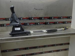 Gebruikte Versnellingsbak Bedieningskabel Renault Captur (2R) 0.9 Energy TCE 12V Prijs op aanvraag aangeboden door Verhoef Cars & Parts