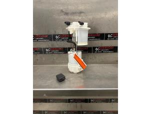 Gebruikte Benzinepomp Citroen C1 1.0 12V VVT-i Prijs € 50,00 Margeregeling aangeboden door Verhoef Cars & Parts