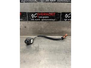 Używane Kamera cofania Mercedes CLA Shooting Brake (118.6) 2.0 CLA-250 Turbo 16V Cena € 181,50 Z VAT oferowane przez Verhoef Cars & Parts