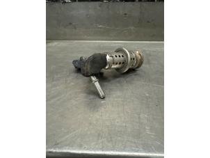 Używane Wtryskiwacz AdBlue Toyota ProAce 1.6 D-4D 115 16V Worker Cena € 60,50 Z VAT oferowane przez Verhoef Cars & Parts