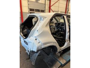 Begagnade Bakre sida, höger Toyota Aygo X 1.0 12V VVT-i Pris € 650,00 Marginaltabell erbjuds av Verhoef Cars & Parts