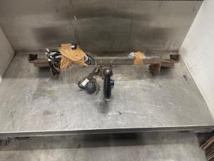 Begagnade Dragkrok Kia Niro I (DE) 1.6 GDI Hybrid Pris € 250,00 Marginaltabell erbjuds av Verhoef Cars & Parts