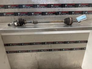 Używane Os napedowa prawy przód Toyota Verso S 1.33 16V Dual VVT-I Cena € 95,00 Procedura marży oferowane przez Verhoef Cars & Parts