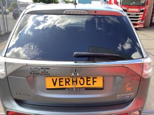 Używane Tylna klapa Mitsubishi Outlander (GF/GG) 2.0 16V PHEV 4x4 Cena € 750,00 Procedura marży oferowane przez Verhoef Cars & Parts