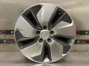 Gebruikte Velg Hyundai Kona (OS) 39 kWh Prijs € 200,00 Margeregeling aangeboden door Verhoef Cars & Parts