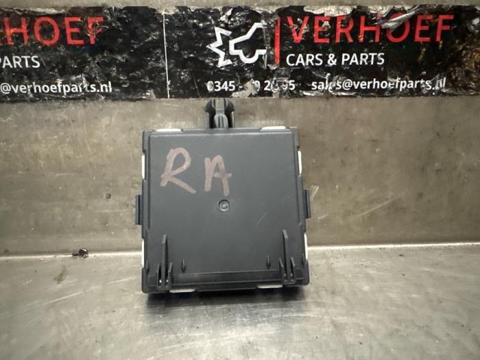 Deur module van een Mercedes-Benz C Estate (S205) C-180 1.5 EQ Boost 2021