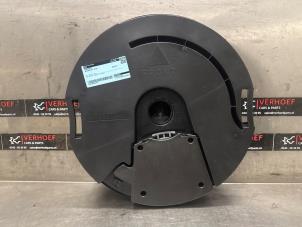 Begagnade Bashögtalare Audi RS 3 Sportback (8VA/8VF) 2.5 TFSI 20V Quattro Pris € 150,00 Marginaltabell erbjuds av Verhoef Cars & Parts