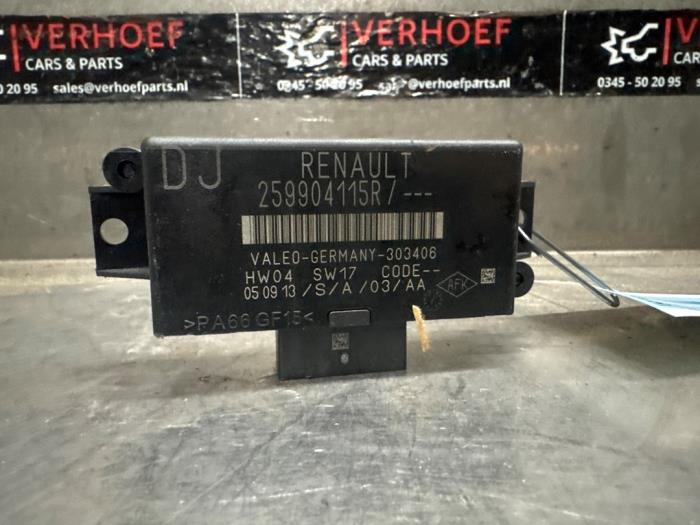 PDC-modul från en Renault Captur (2R) 0.9 Energy TCE 12V 2013