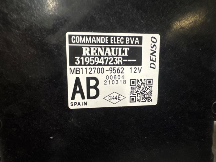 Dator, automatisk växellåda från en Renault Arkana (RJLL) 1.6 E-Tech 145 16V 2021