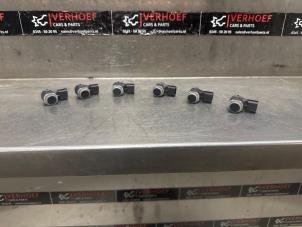 Begagnade Parkeringssensorset Renault Arkana (RJLL) 1.6 E-Tech 145 16V Pris € 75,00 Marginaltabell erbjuds av Verhoef Cars & Parts