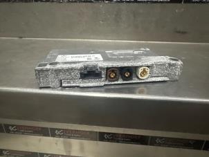 Używane Modul kamery Mercedes S (222.0/222.1) 3.0 S-350d Cena € 450,00 Procedura marży oferowane przez Verhoef Cars & Parts