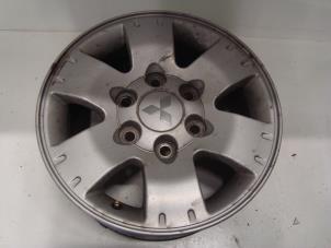 Gebruikte Velg Mitsubishi Pajero Hardtop (V6/7) 3.2 DI-D 16V Prijs € 125,00 Margeregeling aangeboden door Verhoef Cars & Parts