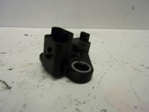 Begagnade Vevaxelsensor Ford Fiesta 6 (JA8) 1.6 TDCi 95 Pris € 30,00 Marginaltabell erbjuds av Verhoef Cars & Parts