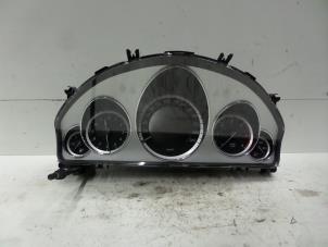 Gebruikte Cockpit Mercedes E Estate (S212) E-350 CDI V6 24V BlueEfficiency 4-Matic Prijs € 300,00 Margeregeling aangeboden door Verhoef Cars & Parts