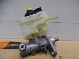 Gebruikte Hoofdremcilinder Audi Q7 (4LB) 6.0 TDI V12 48V Prijs € 125,00 Margeregeling aangeboden door Verhoef Cars & Parts