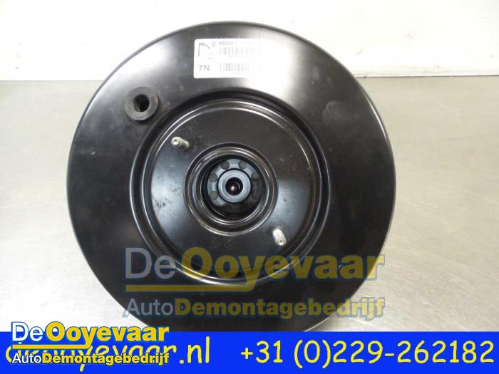 Bromsservo från en Mercedes-Benz Citan (415.6) 1.5 108 CDI Euro 6 2016