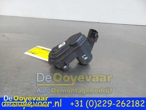 Begagnade Parkeringsbromsmotor Renault Scénic IV (RFAJ) 1.6 Energy dCi 160 EDC Pris € 19,99 Marginaltabell erbjuds av Autodemontagebedrijf De Ooyevaar