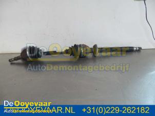 Begagnade Drivaxel, höger fram Opel Astra H SW (L35) 1.3 CDTI 16V Ecotec Pris € 29,99 Marginaltabell erbjuds av Autodemontagebedrijf De Ooyevaar