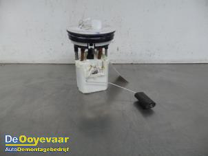 Begagnade Bensinpump Mazda 2 (DE) 1.3 16V S-VT Pris € 19,99 Marginaltabell erbjuds av Autodemontagebedrijf De Ooyevaar