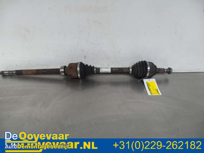 Aandrijfas rechts-voor van een Citroën DS5 (KD/KF) 2.0 HDiF 160 16V 2013