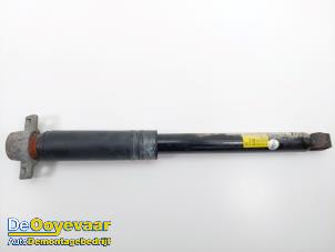 Gebruikte Schokdemper links-achter Opel Zafira Tourer (P12) 1.6 16V CNG ecoFLEX Turbo Prijs € 9,99 Margeregeling aangeboden door Autodemontagebedrijf De Ooyevaar