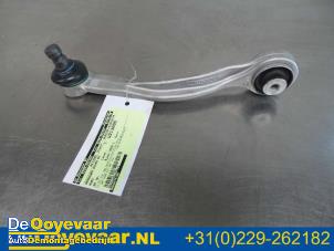 Gebruikte Draagarm boven rechts-voor Audi Q8 (4MN) 4.0 V8 32V RS TFSI Mild Hybrid Quattro Prijs € 39,99 Margeregeling aangeboden door Autodemontagebedrijf De Ooyevaar