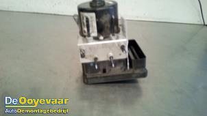 Begagnade ABS-pump BMW 3 serie Touring (E91) 318d 16V Pris € 65,00 Marginaltabell erbjuds av Autodemontagebedrijf De Ooyevaar