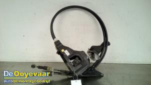 Begagnade Växelspak Renault Twingo III (AH) 1.0 SCe 70 12V Pris € 99,99 Marginaltabell erbjuds av Autodemontagebedrijf De Ooyevaar