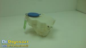 Begagnade Spolartank, vindruta Mercedes B (W245) 2.0 B-200 16V Pris € 9,99 Marginaltabell erbjuds av Autodemontagebedrijf De Ooyevaar