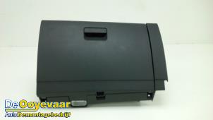 Gebruikte Dashboardkastje Seat Ibiza V (KJB) 1.0 TSI 12V Prijs € 29,99 Margeregeling aangeboden door Autodemontagebedrijf De Ooyevaar