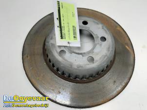 Gebruikte Remschijf achter Mercedes C Estate (S205) C-250 CDI BlueTEC, C-250 d 2.2 16V 4-Matic Prijs € 15,00 Margeregeling aangeboden door Autodemontagebedrijf De Ooyevaar